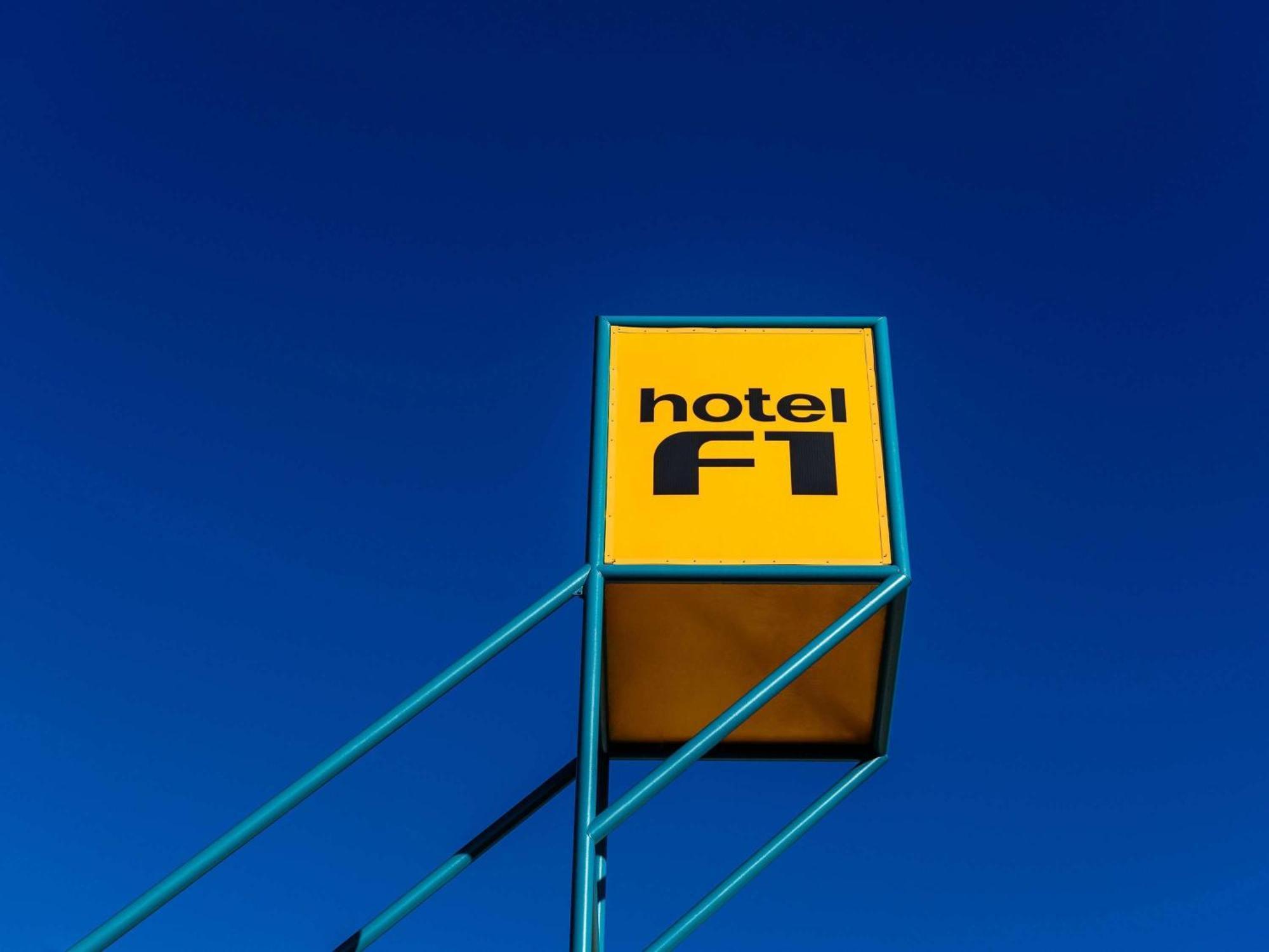 Hotelf1 Brest Sud Plougastel Extérieur photo