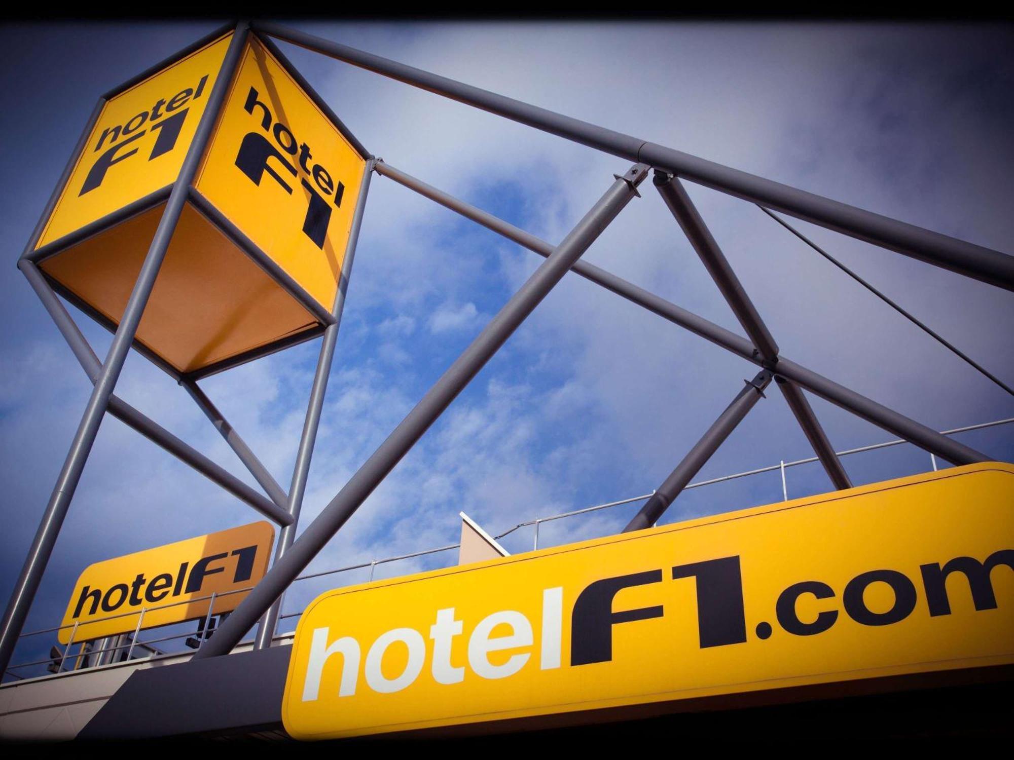 Hotelf1 Brest Sud Plougastel Extérieur photo